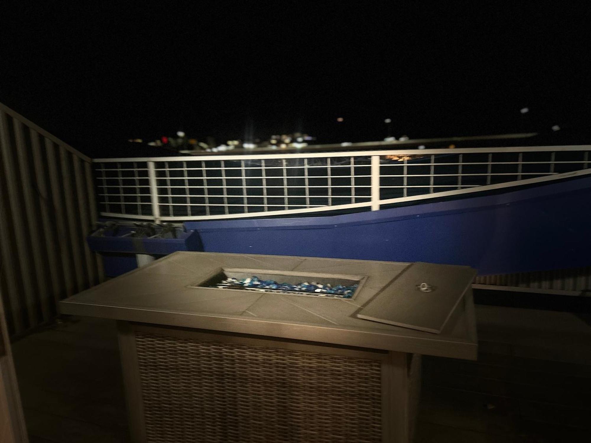 Bed And Breakfast In The Lake View Penthouse 클리블랜드 외부 사진